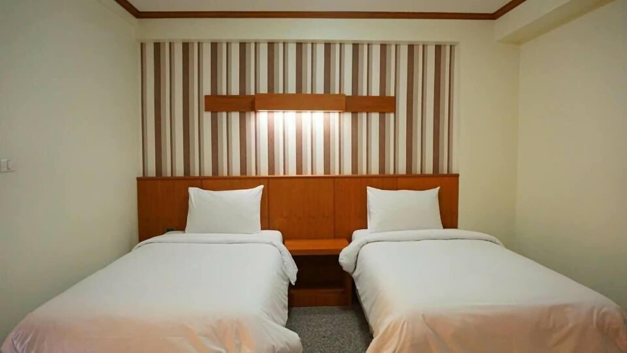 The Route Sriracha Hotel And Residence Ban Laem Chabang Exterior foto