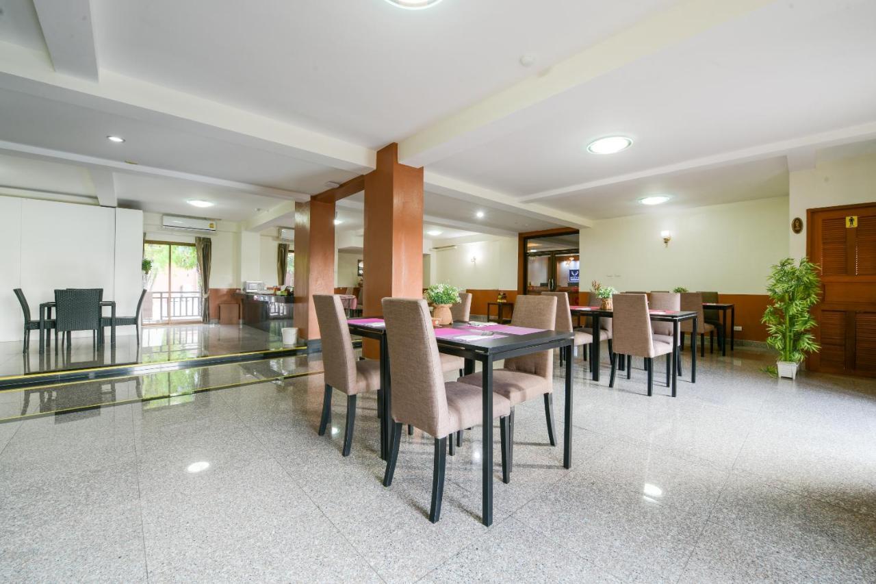 The Route Sriracha Hotel And Residence Ban Laem Chabang Exterior foto